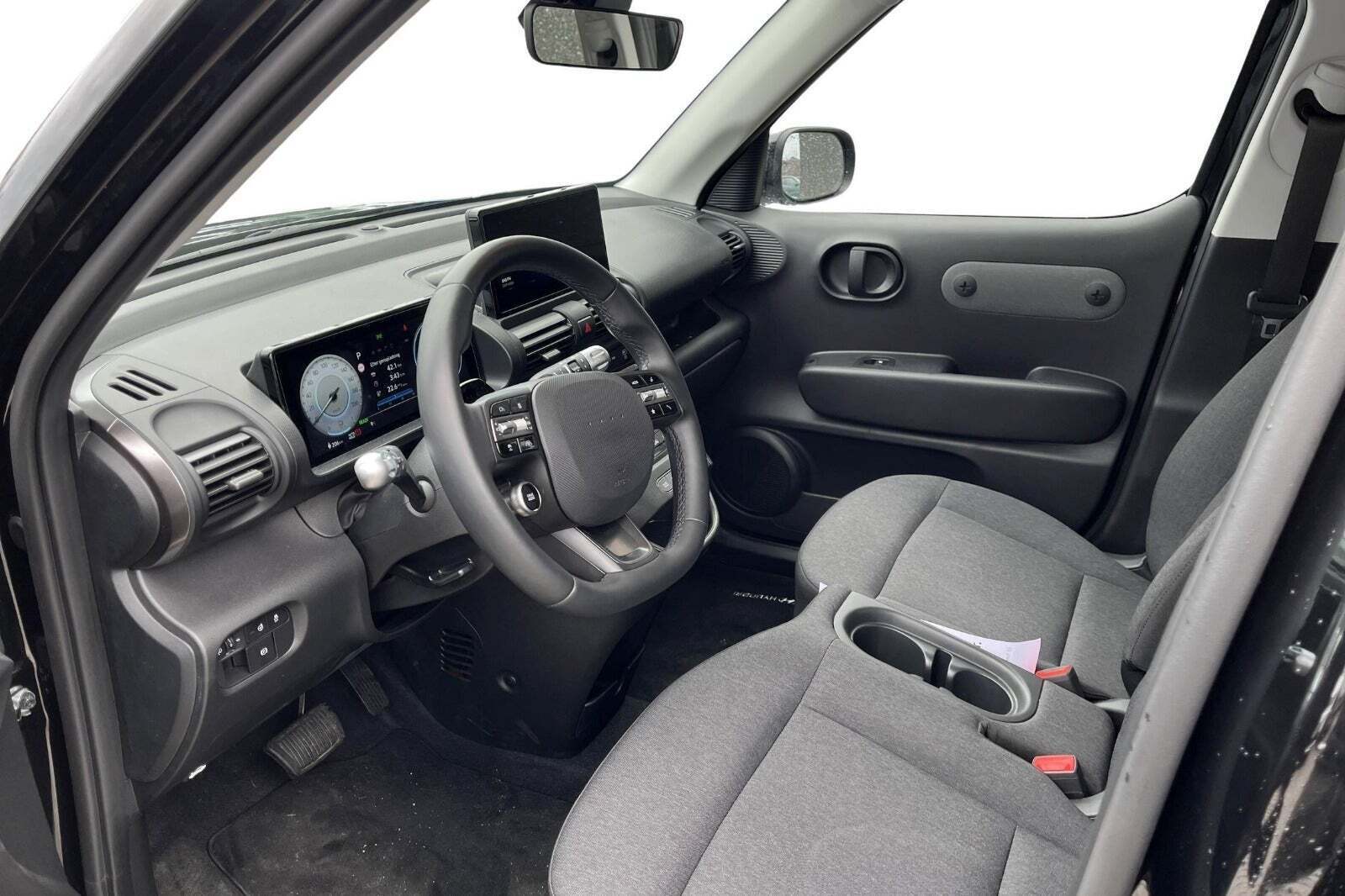 Hyundai Inster 49 Essential