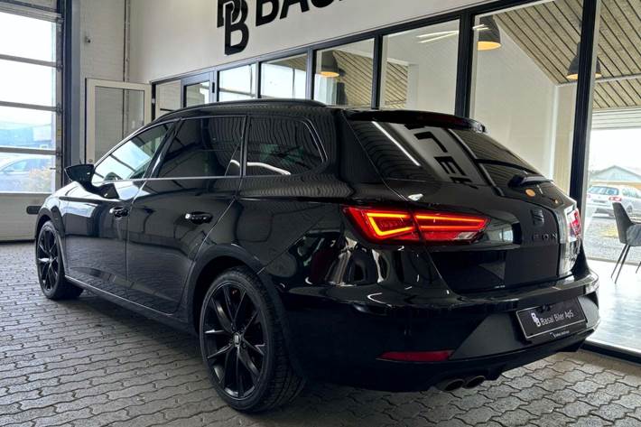 Sort Seat Leon fra 2020