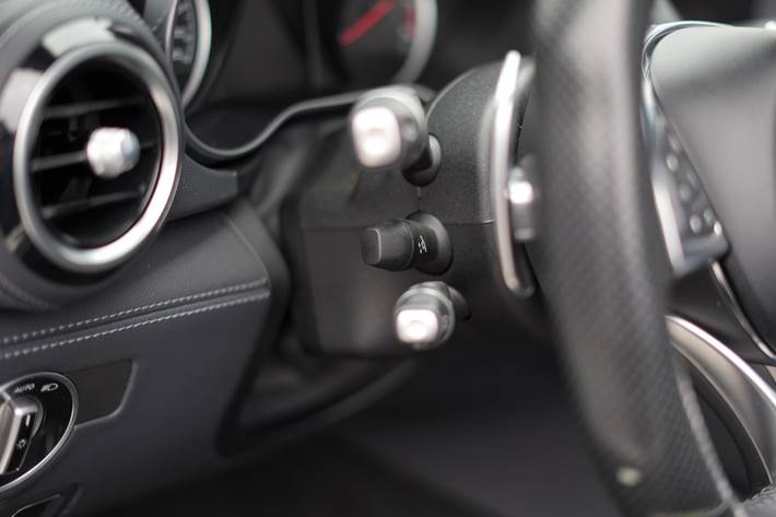 Gul Mercedes AMG GT fra 2017 set indefra