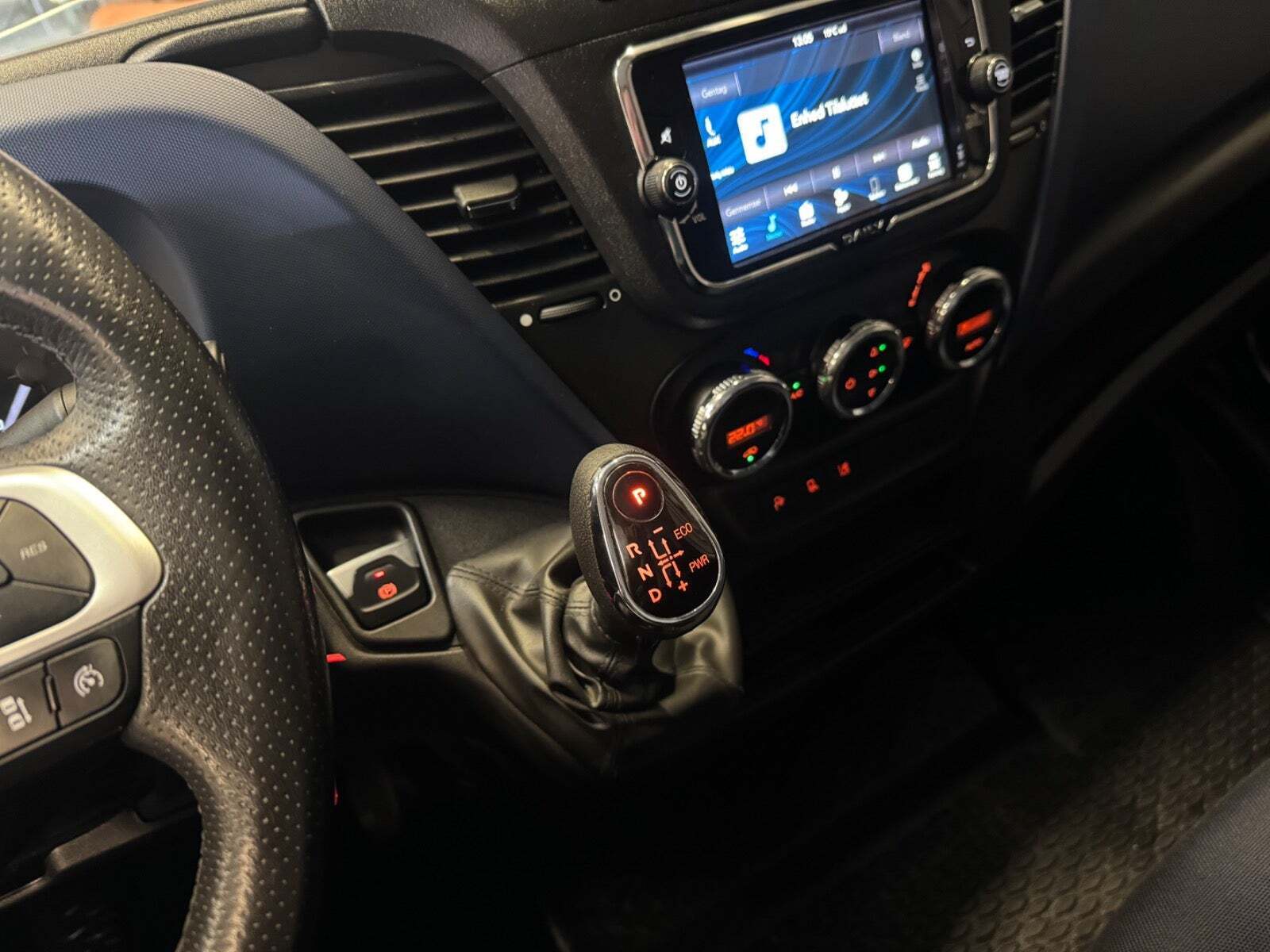 Hvid Iveco Daily fra 2022