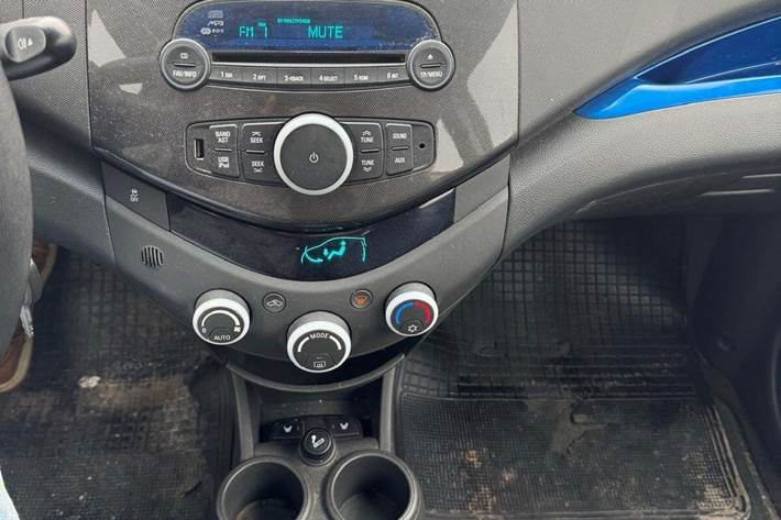 undefined Chevrolet Spark fra 2012