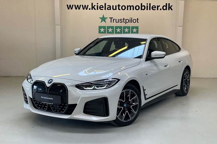 Hvid BMW i4 fra 2023