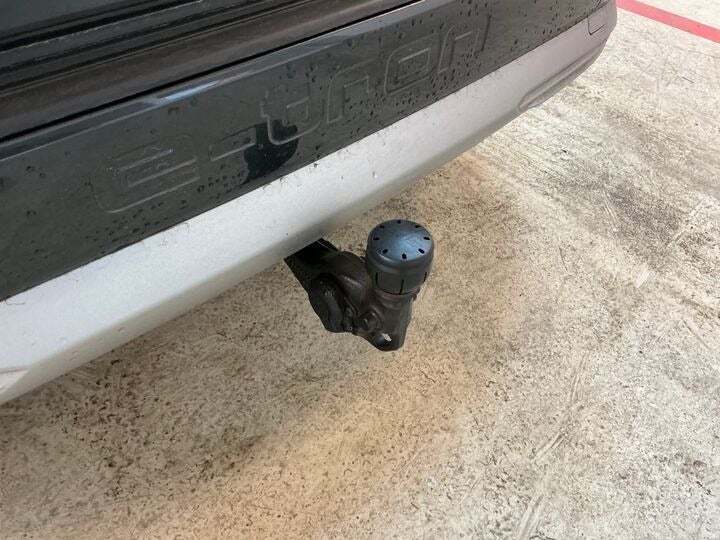 Blå Audi Q4 e-tron fra 2025