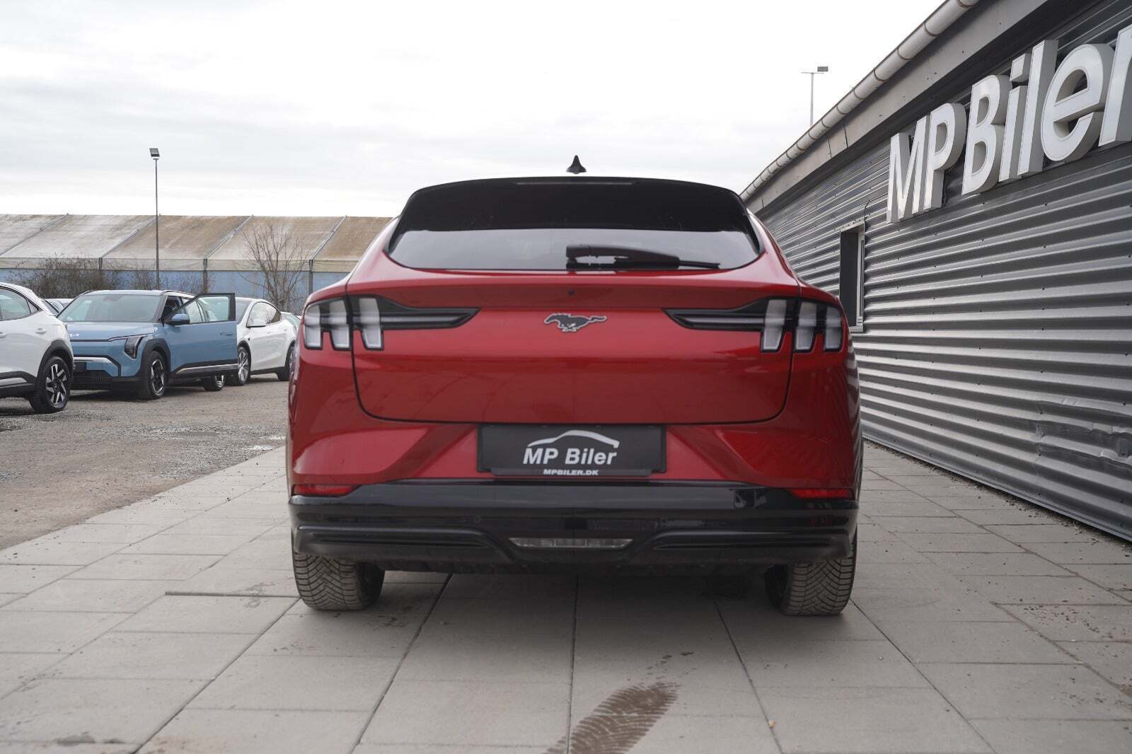 Rød Ford Mustang Mach-E fra 2024