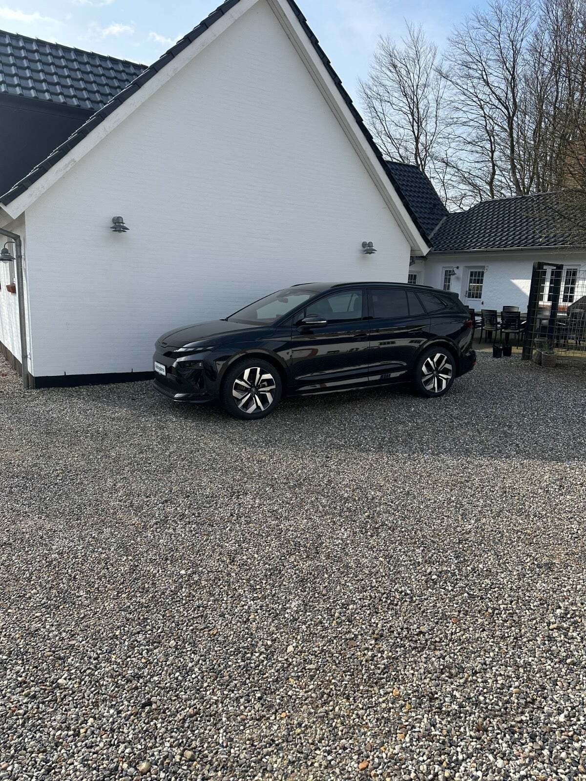 Sort Skoda Enyaq fra 2026