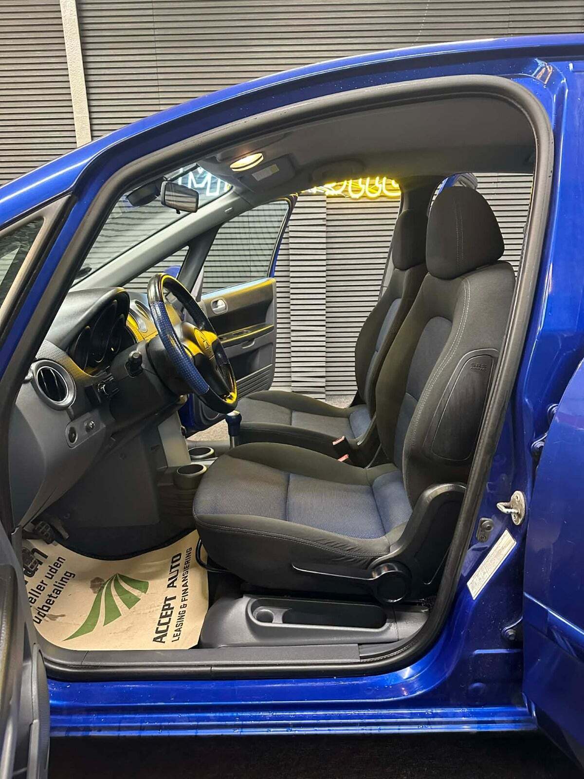 Mitsubishi Colt 1,1 Cash