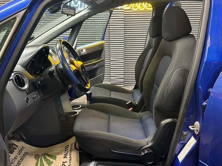 Mitsubishi Colt 1,1 Cash