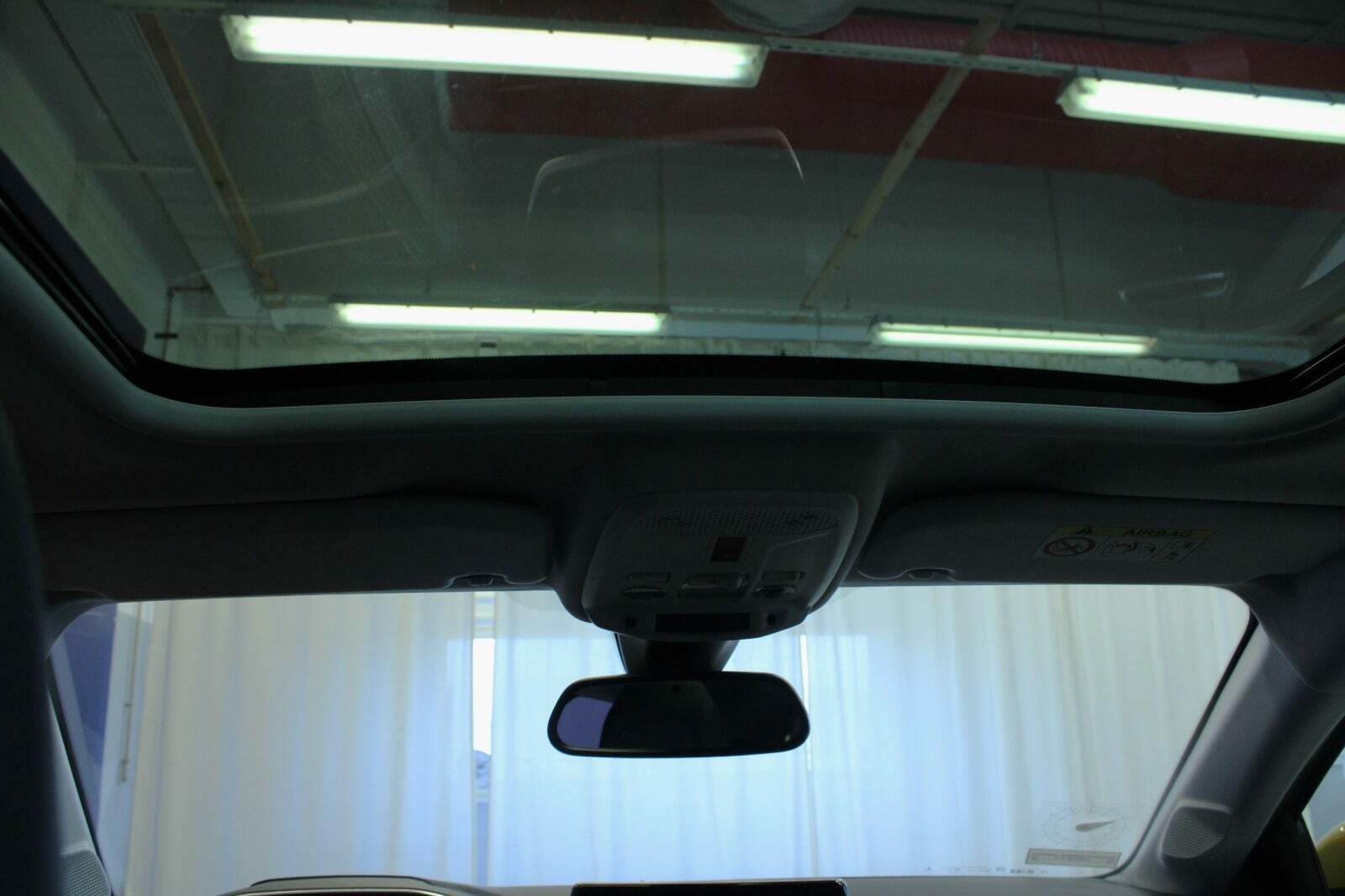 Peugeot 208 1,5 BlueHDi 100 Allure Sky