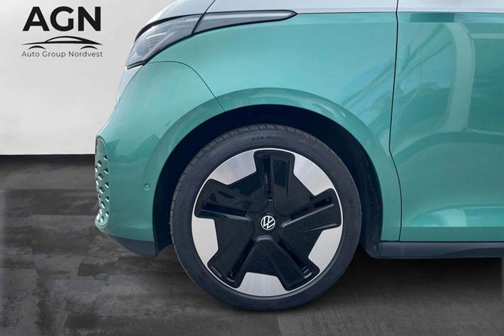 Grøn VW ID.Buzz fra 2023