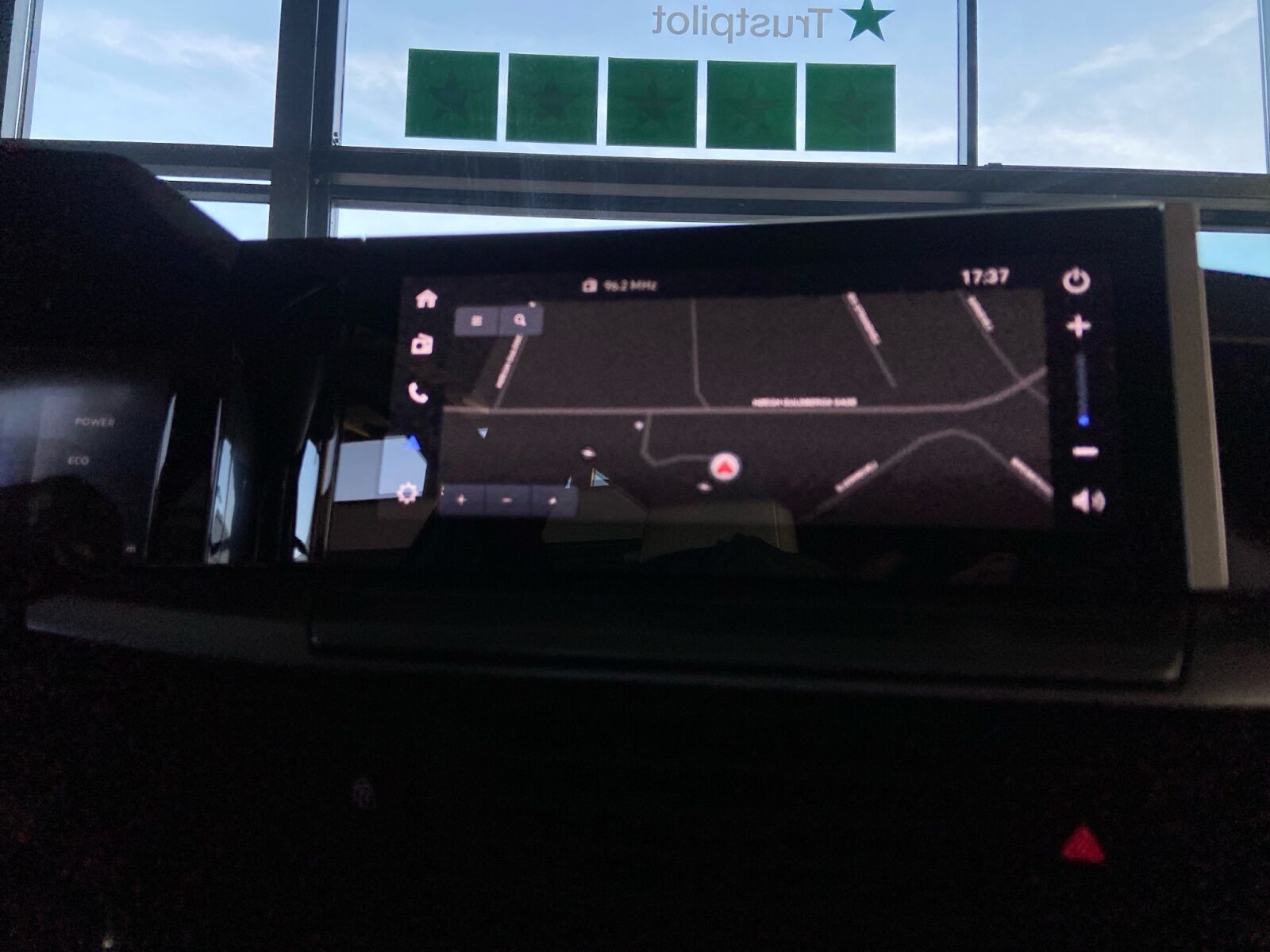 Blå Opel Frontera fra 2025