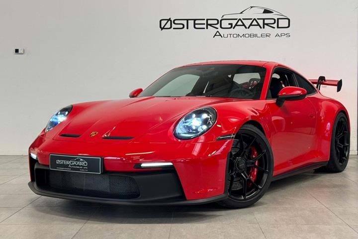 Rød Porsche 911 GT3 fra 2024 set udefra