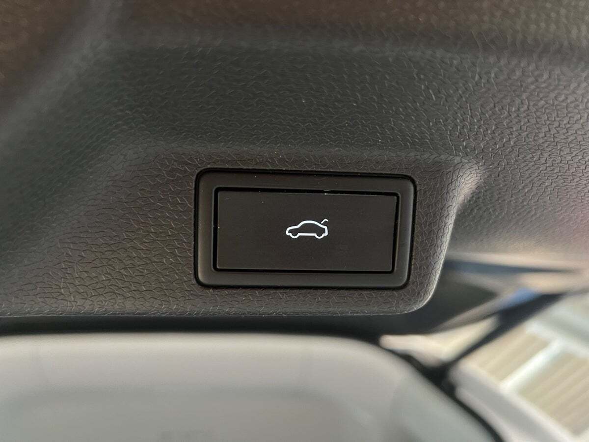 Hvid VW ID.Buzz fra 2023