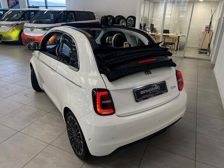 Fiat 500e 42 la Prima by Bocelli Cabrio