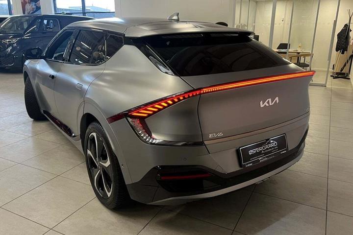 Grå Kia EV6 fra 2022