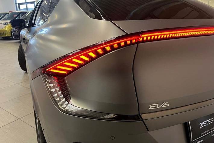 Grå Kia EV6 fra 2022