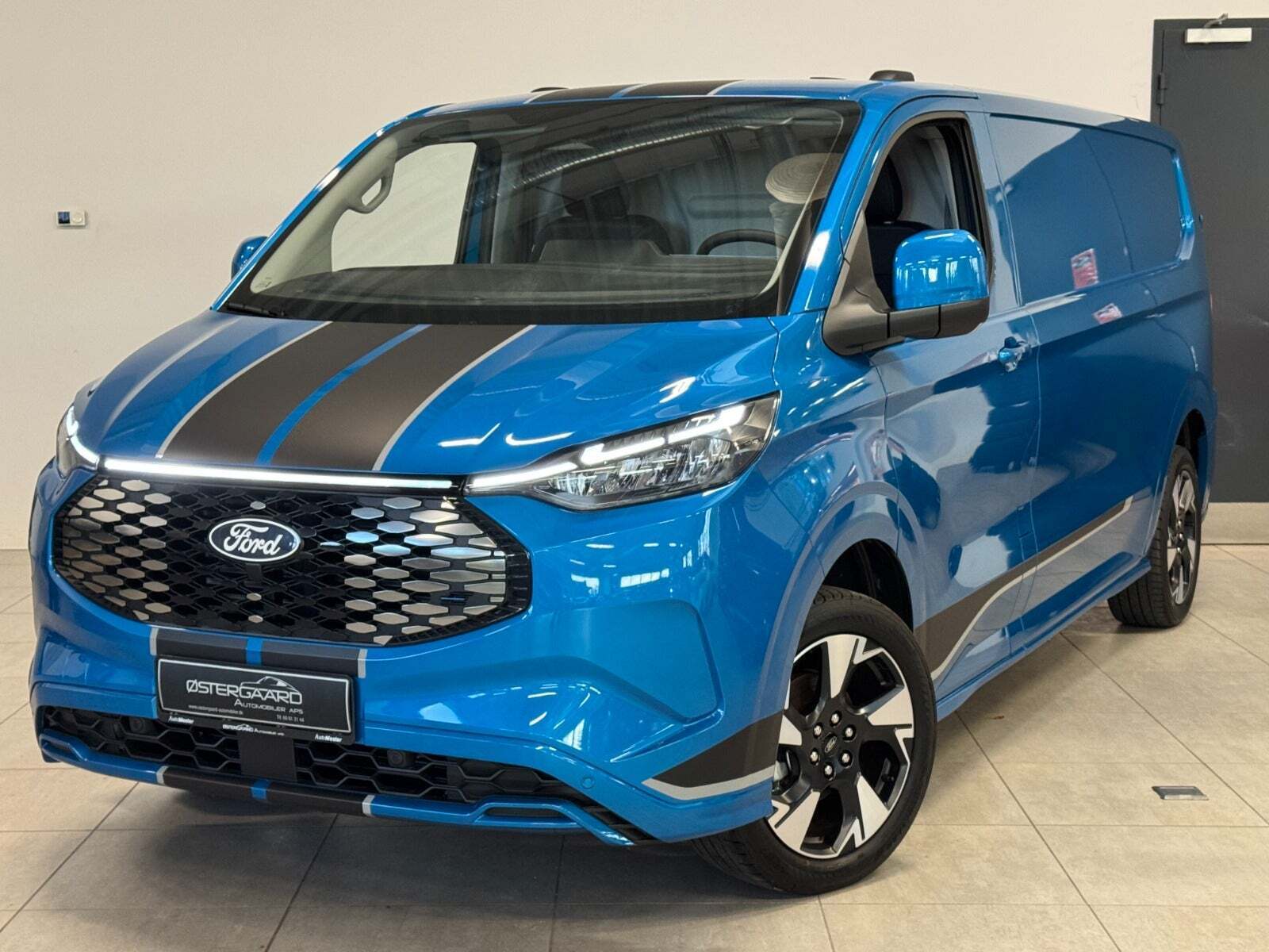 Ford E-Transit Custom 340L 64 Sport