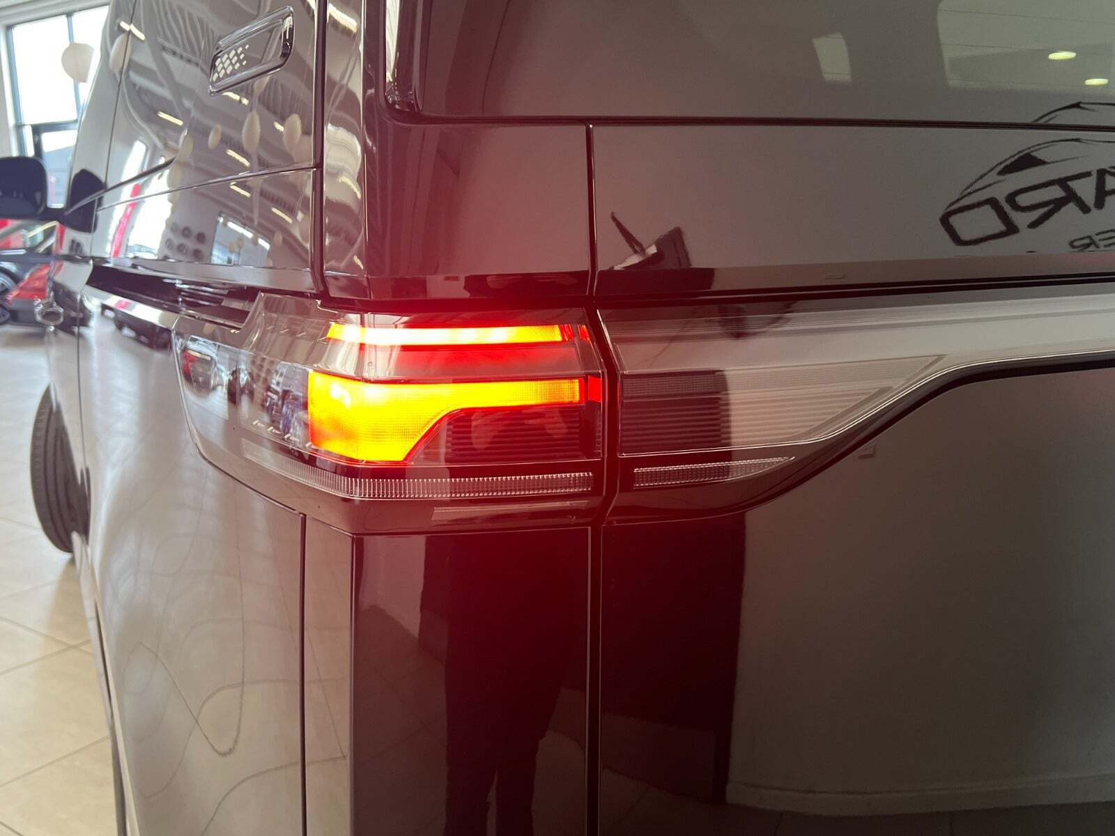 VW ID.Buzz 77 Life SWB