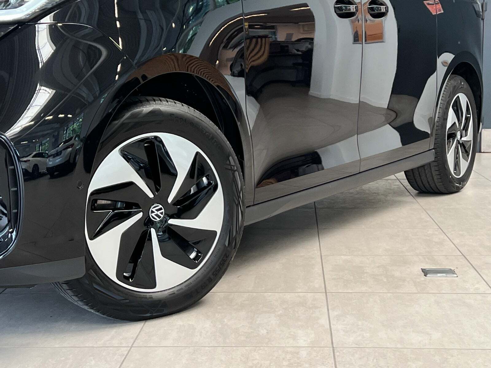 Sort VW ID.Buzz fra 2024