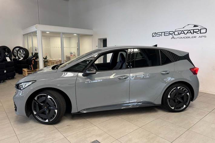 Grå Cupra Born fra 2024