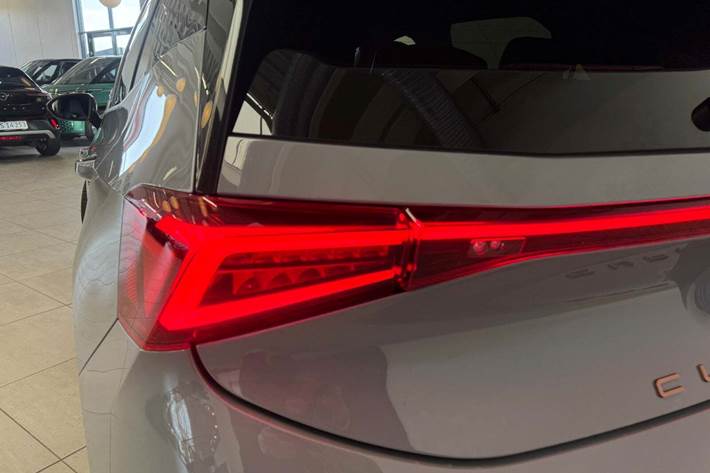 Grå Cupra Born fra 2024