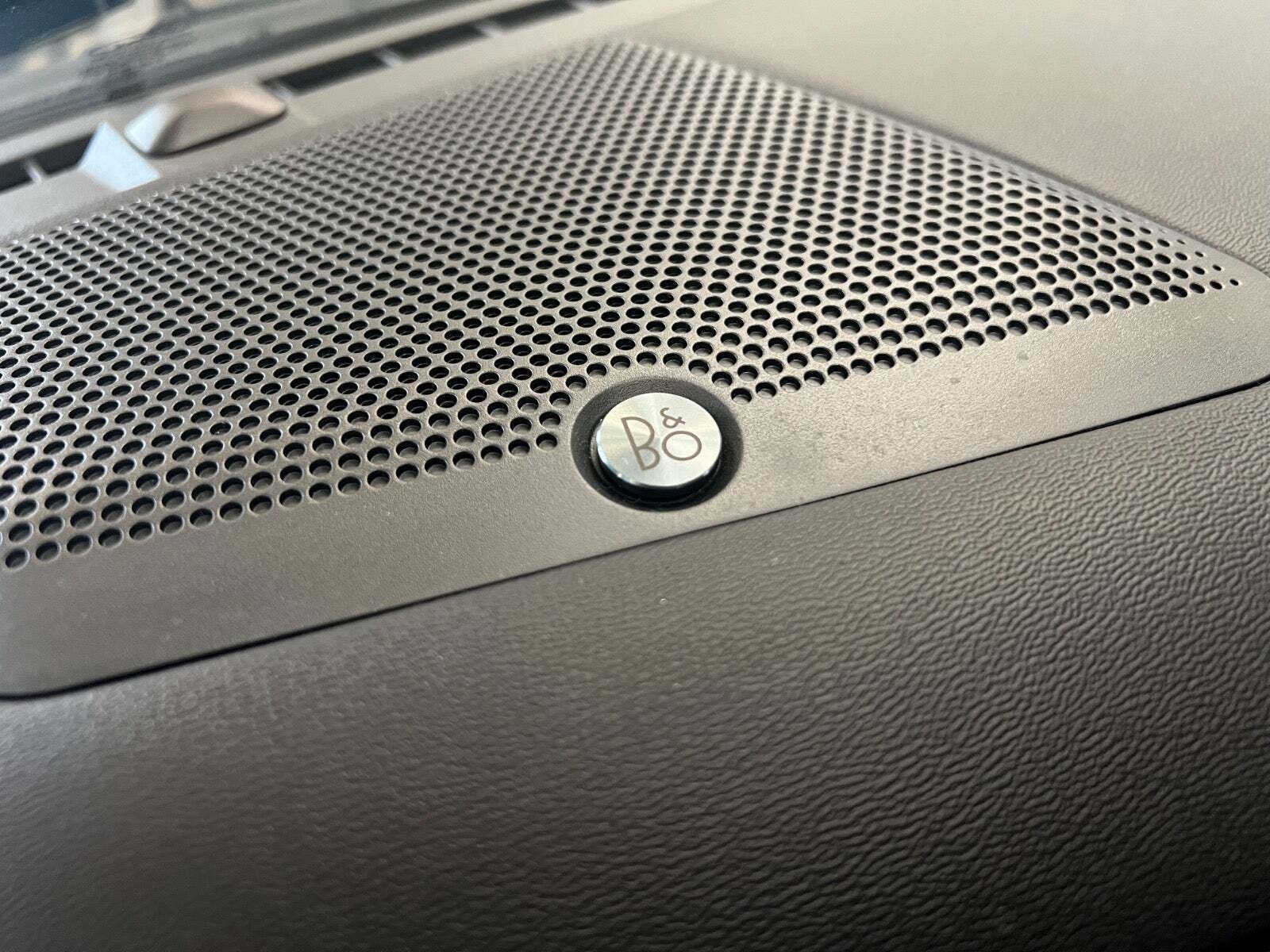 Blå Ford Mustang fra 2024