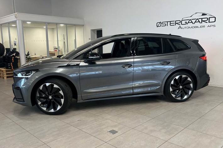 Grå Skoda Enyaq fra 2025