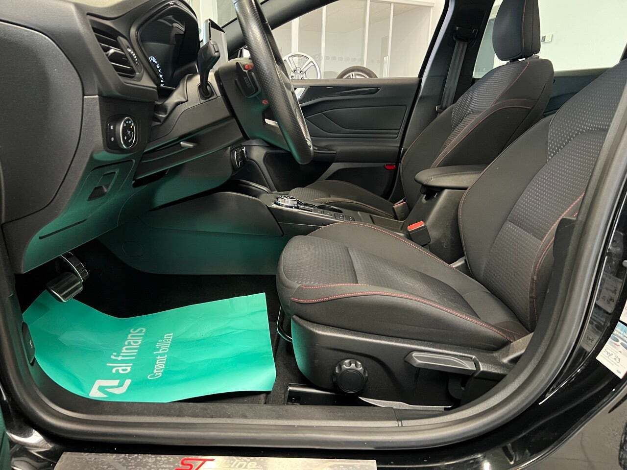 Sort Ford Focus fra 2019