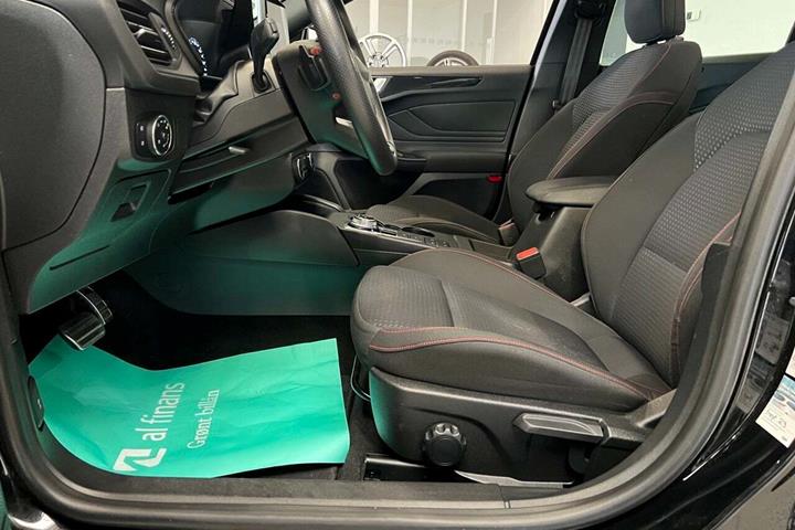 Sort Ford Focus fra 2019