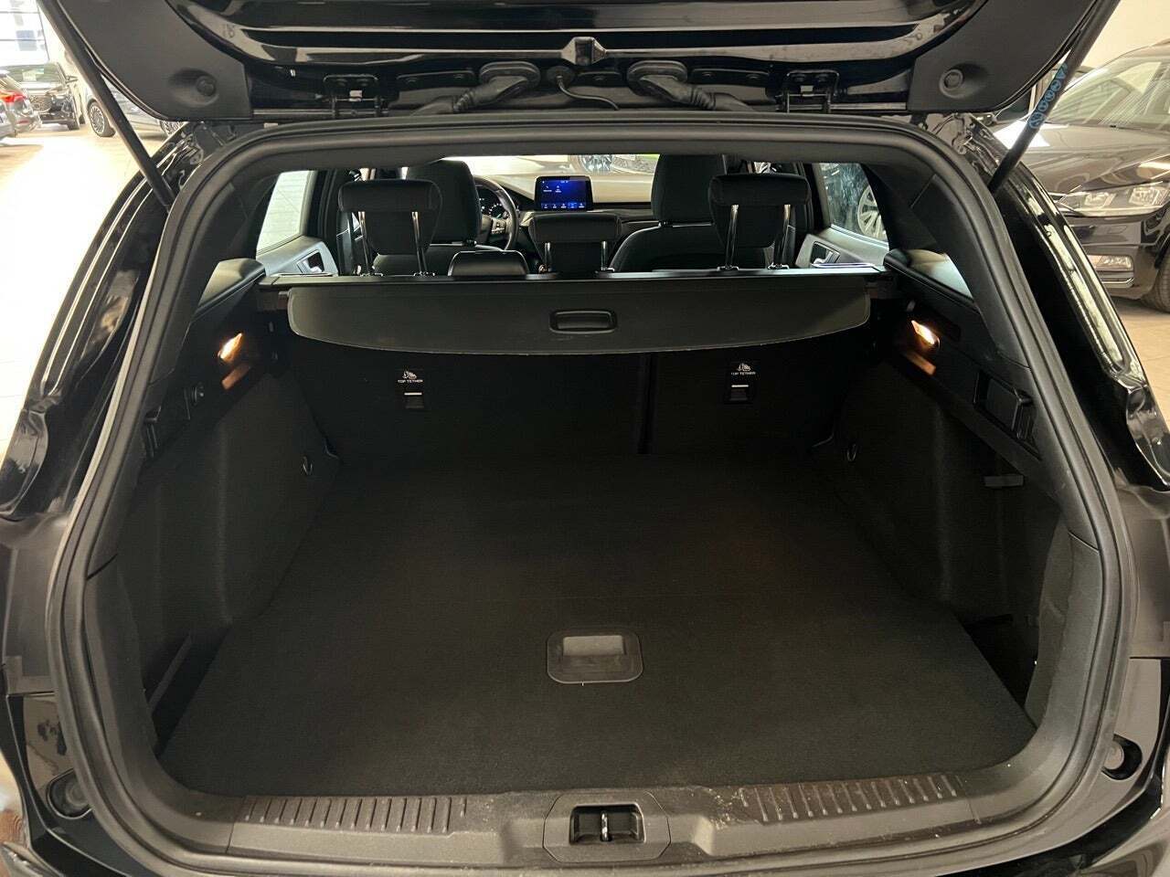 Sort Ford Focus fra 2019