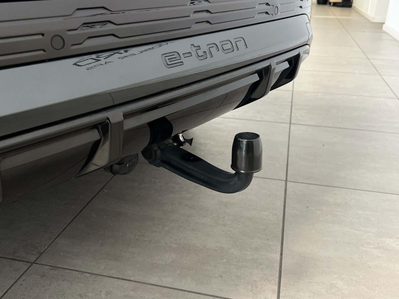 Audi Q8 e-tron 55 S-line quattro