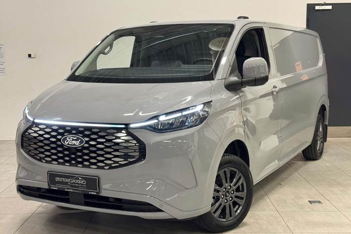 Grå Ford E-Transit Custom 340L fra 2025