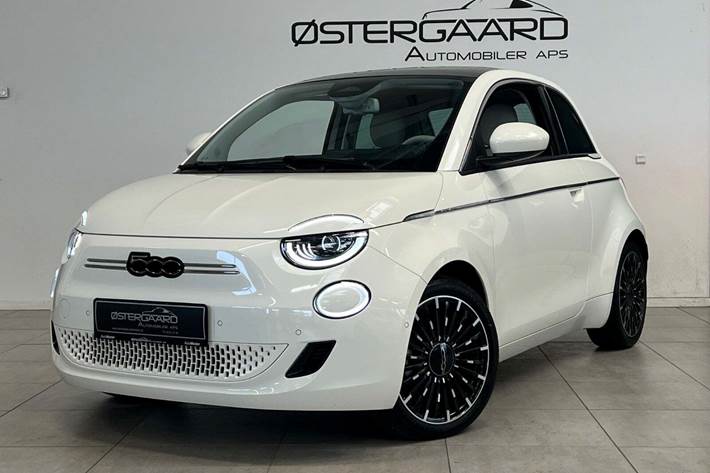 Hvid Fiat 500e fra 2023
