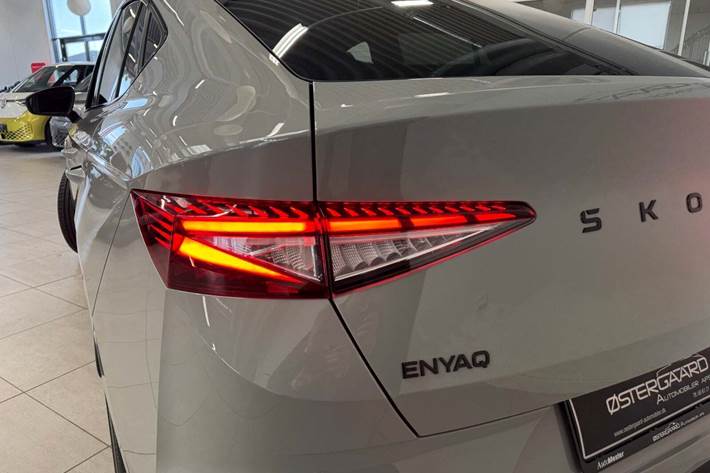 Grå Skoda Enyaq fra 2026
