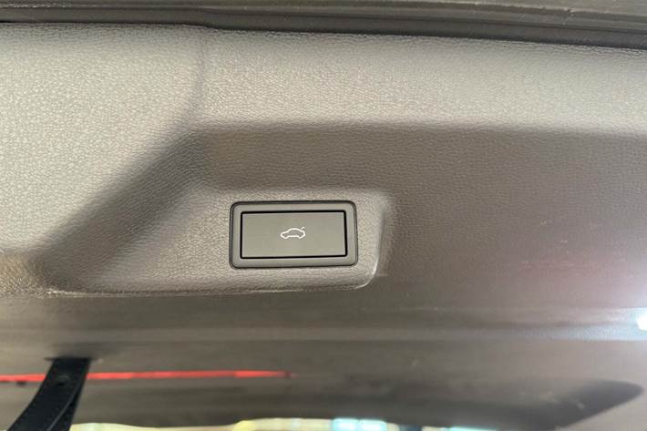 Gul VW ID.Buzz fra 2023