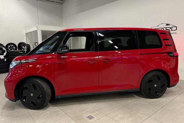 Rød VW ID.Buzz fra 2025
