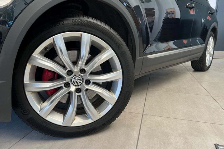 Sort VW T-Roc fra 2019
