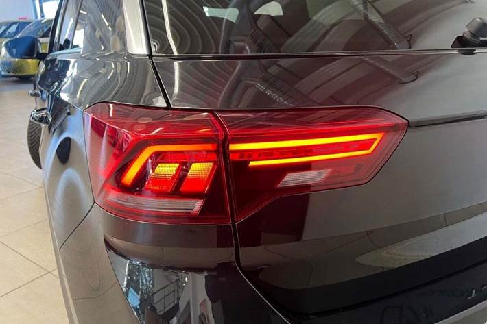 Sort VW T-Roc fra 2019