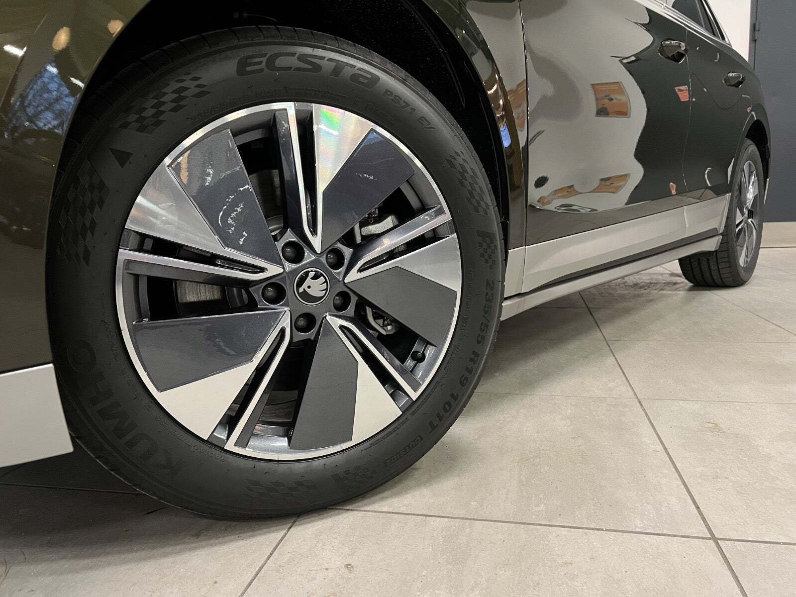 Grøn Skoda Enyaq fra 2026