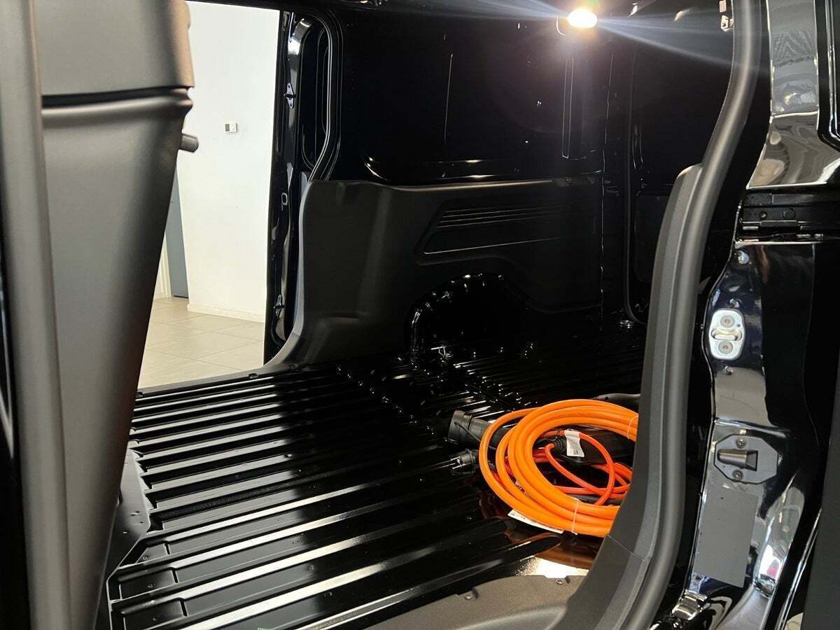 Sort Toyota ProAce City fra 2025