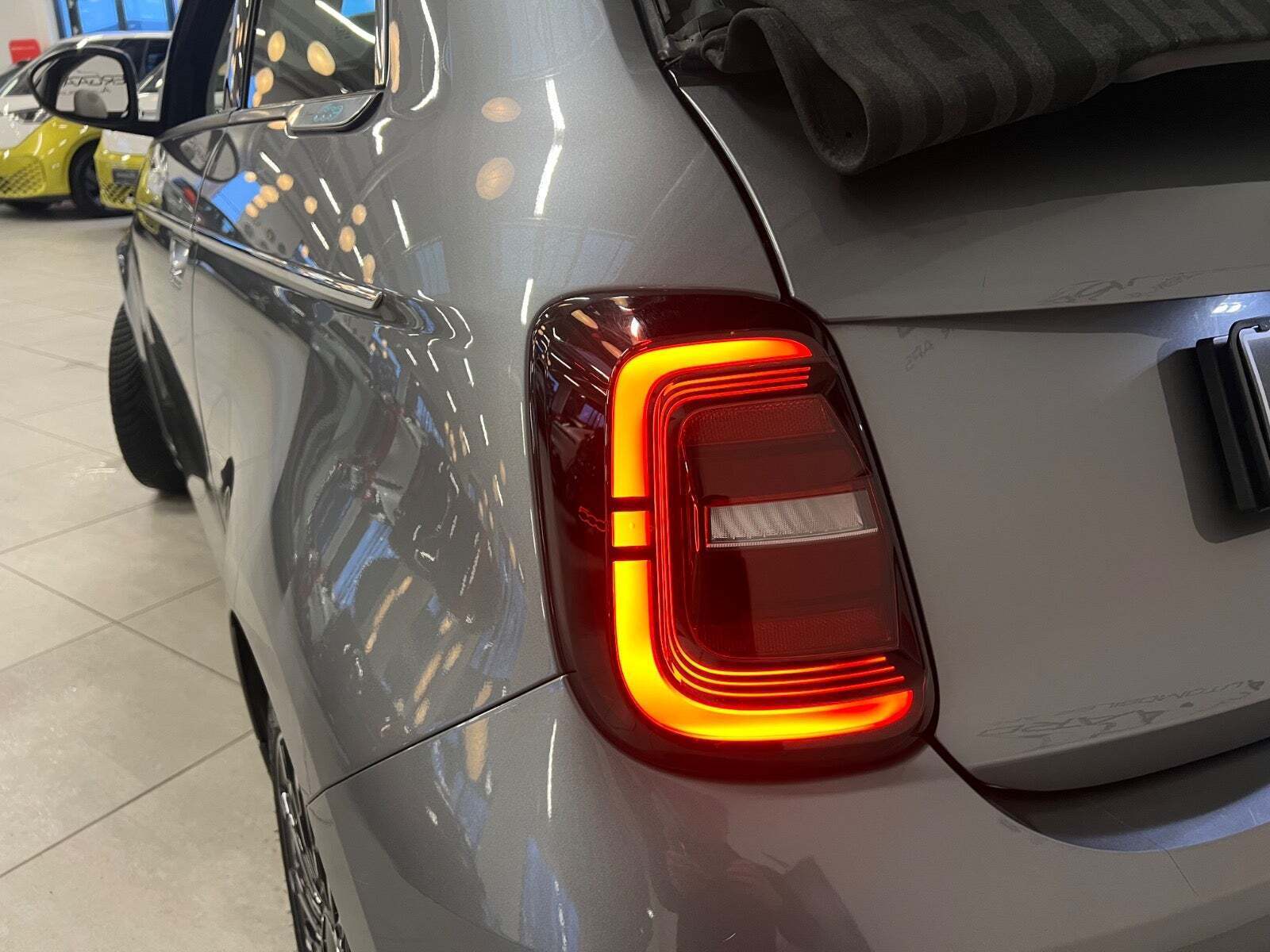 Fiat 500e 42 la Prima Cabrio