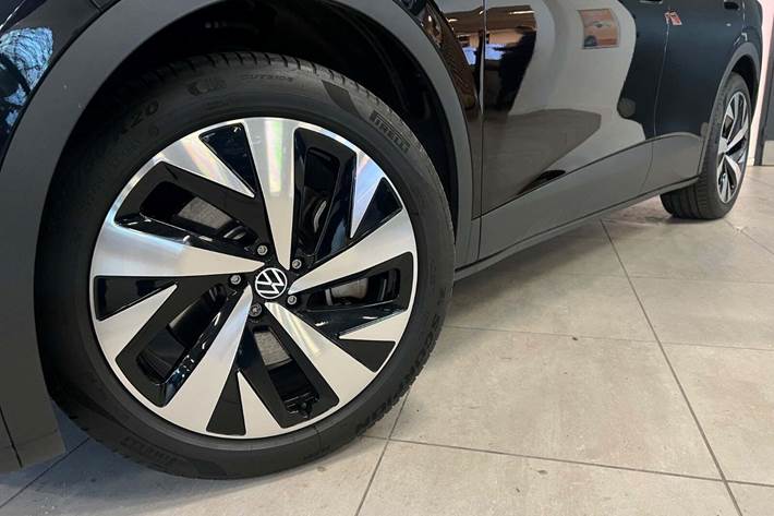 Sort VW ID.4 fra 2023