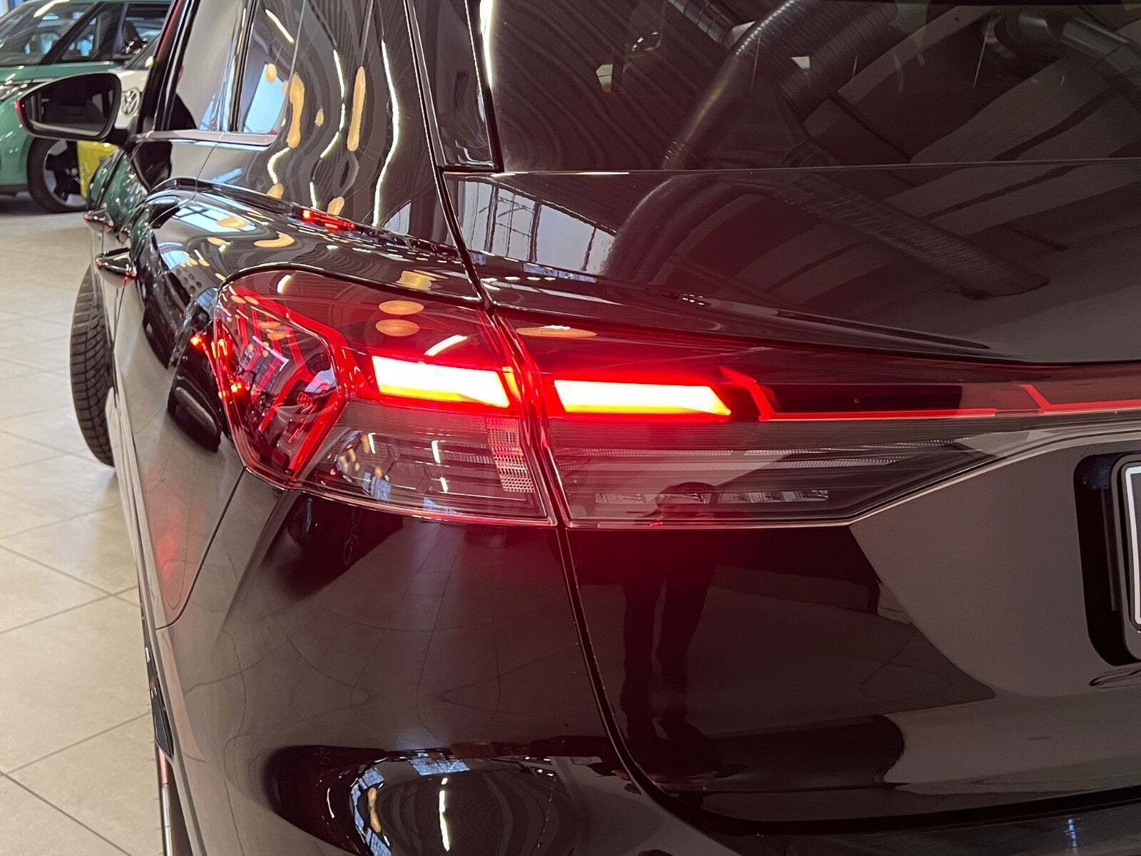 Audi Q4 e-tron 45 S-line