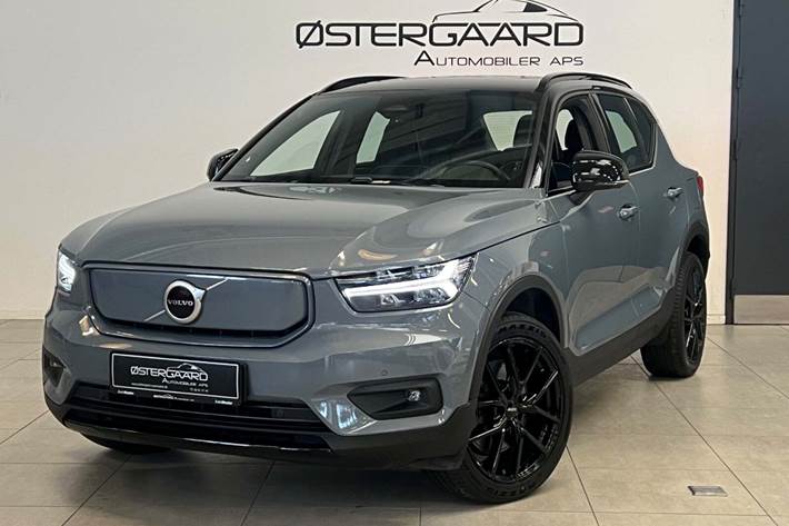 Grå Volvo XC40 fra 2021