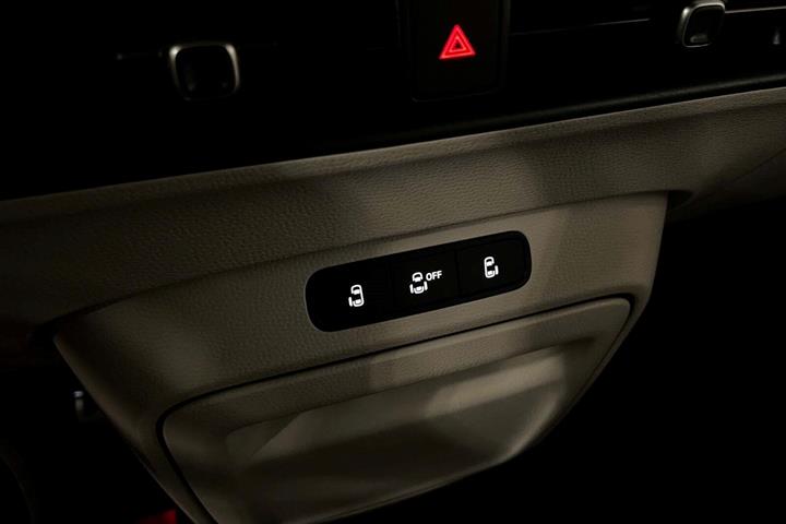Gul VW ID.Buzz fra 2025