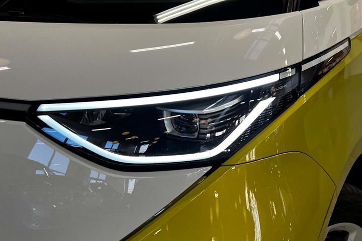 Gul VW ID.Buzz fra 2025