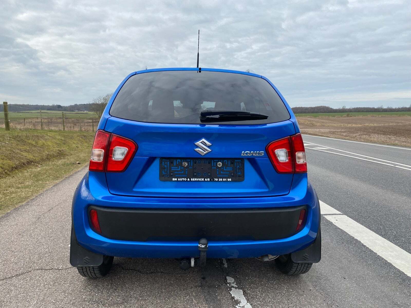 Blå Suzuki Ignis fra 2019
