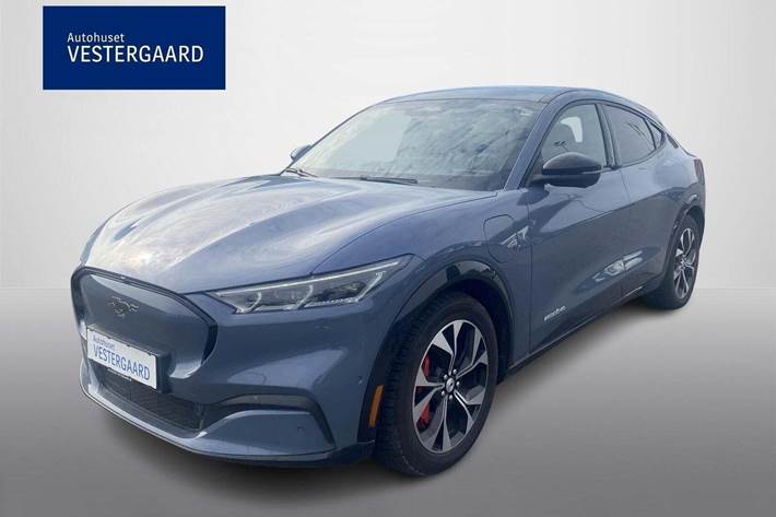 Grå Ford Mustang Mach-E fra 2023