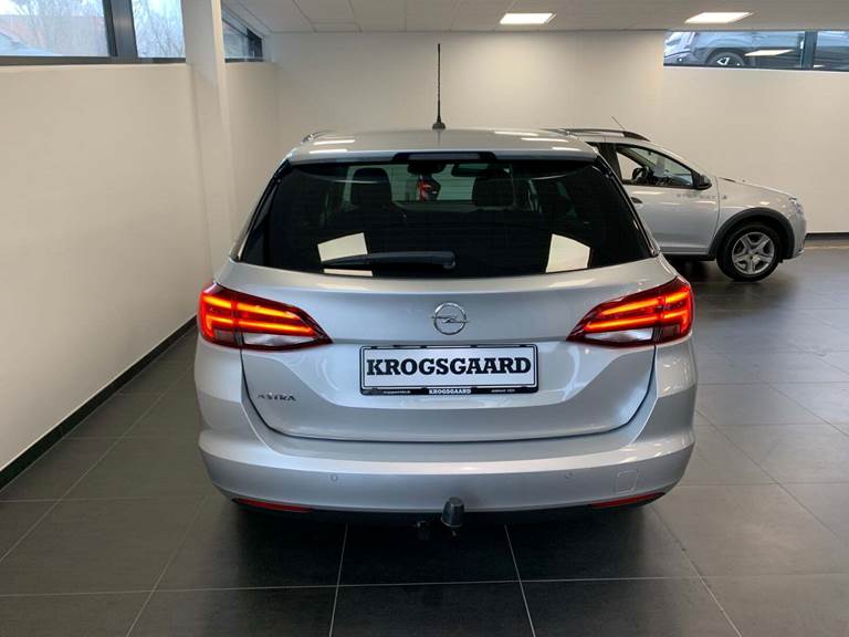 Opel Astra 1,2 T 110 Elegance Sports Tourer