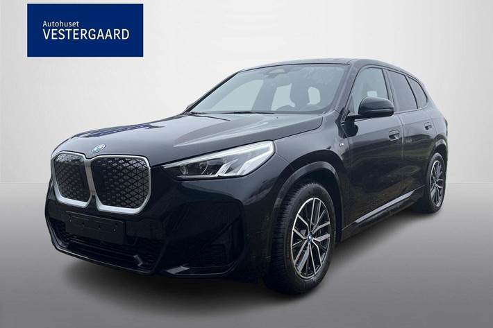 Sort BMW iX1 fra 2024