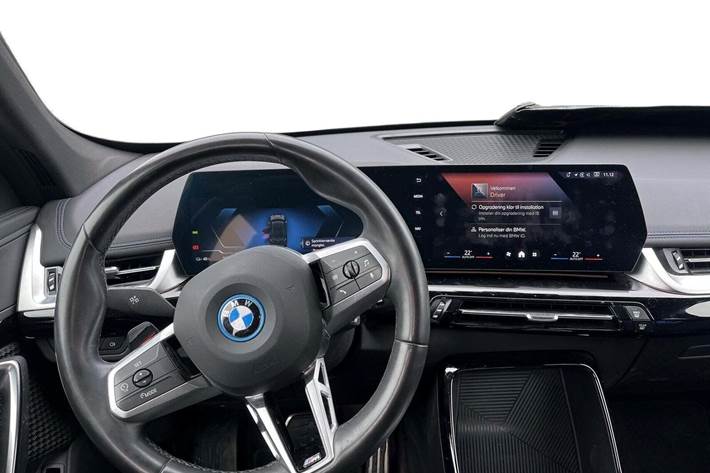 Sort BMW iX1 fra 2024